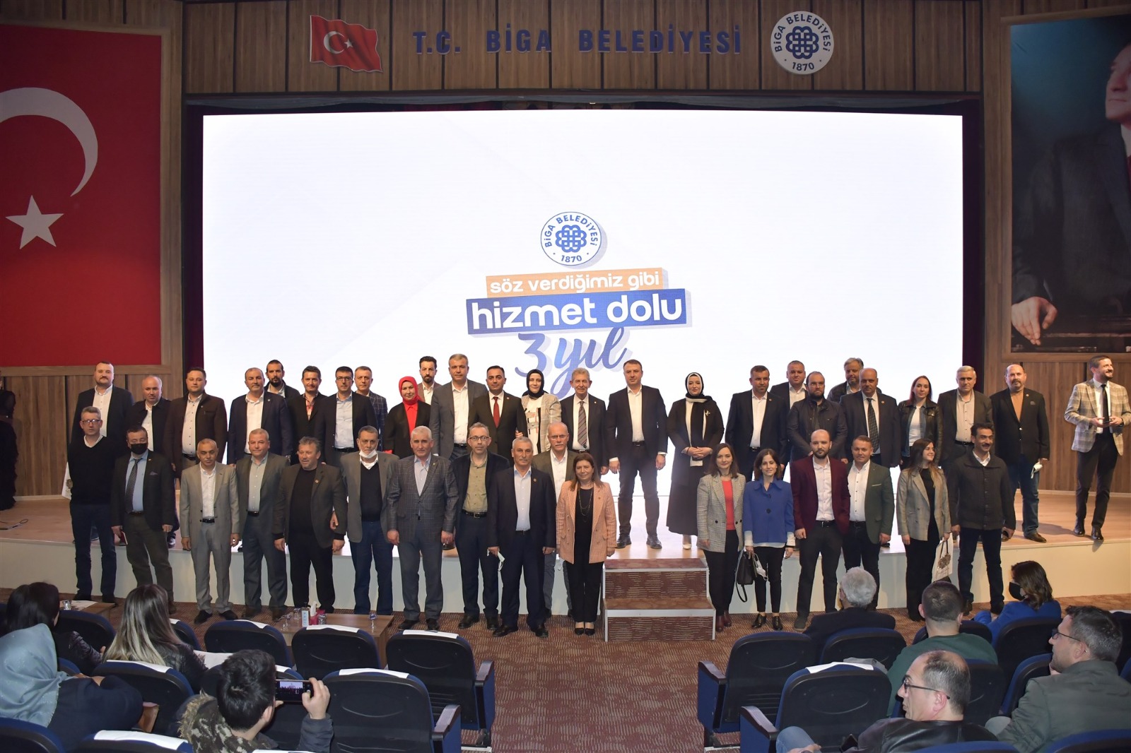 Biga’da hizmet dolu 3 yıl görkemli bir gece ile anlatıldı