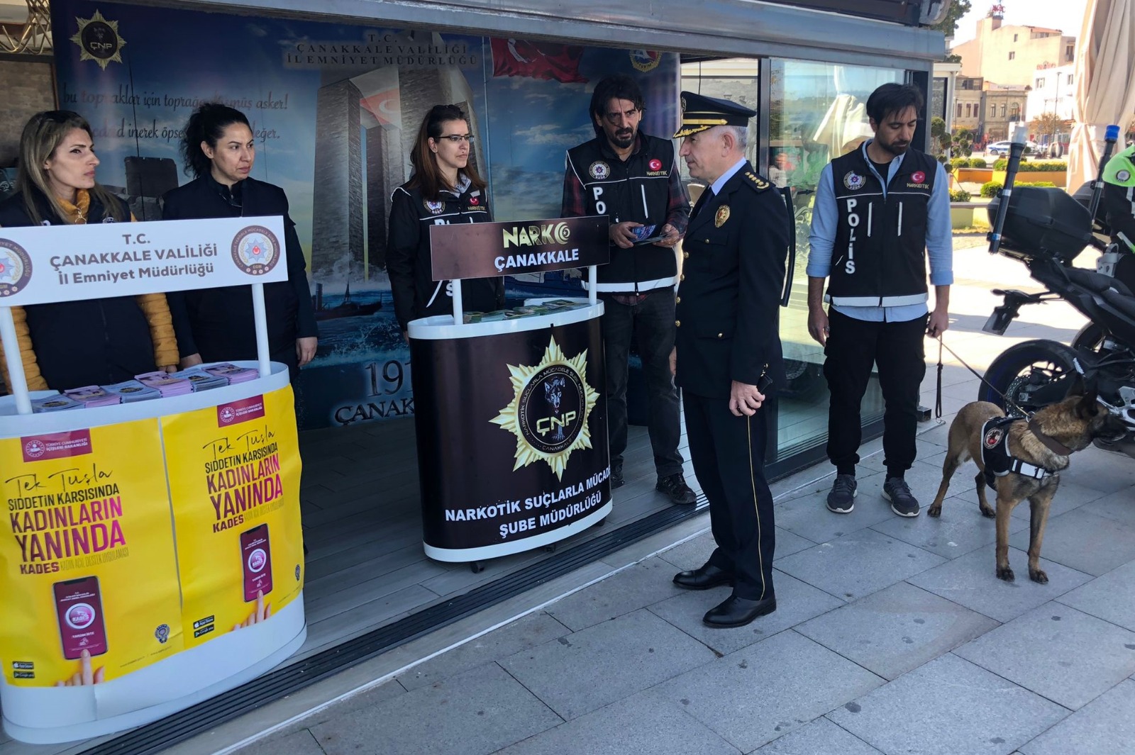 Polis ekipleri KADES uygulamasını tanıttı