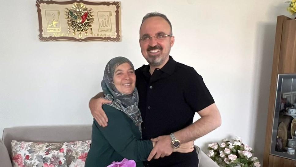 “Annelerimiz huzur bulduğumuz limanlarımızdır”