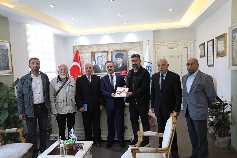 Gökçeada Yıldızkoy Koruma Kültür ve Dayanışma Derneği’nden Vali İlhami Aktaş’a Ziyaret