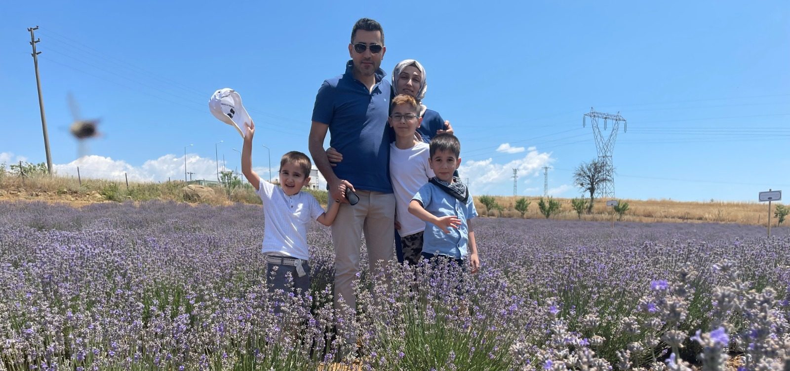 Gelibolu’da ürettiği tıbbi aromatik bitkileri dünyaya ihraç ediyor