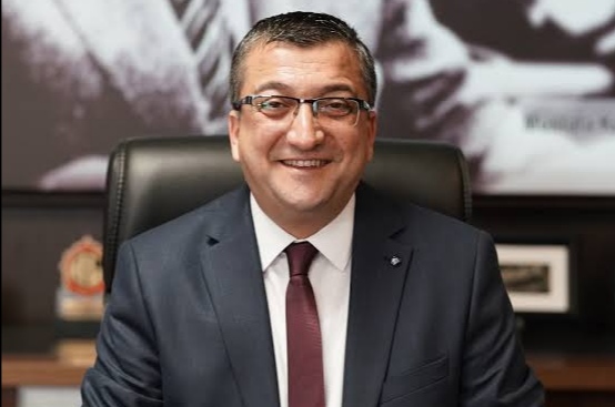 Bülent Öz: Bu bir gündem saptırma değil de nedir?