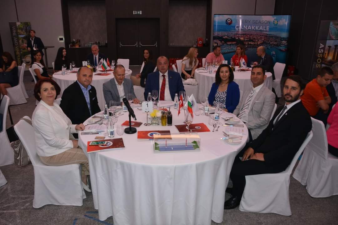 ODAMIZIN SOFYA’DA DÜZENLEDİĞİ “INFO ÇANAKKALE” GÜNÜNÜN MEYVELERİNİ TOPLUYORUZ