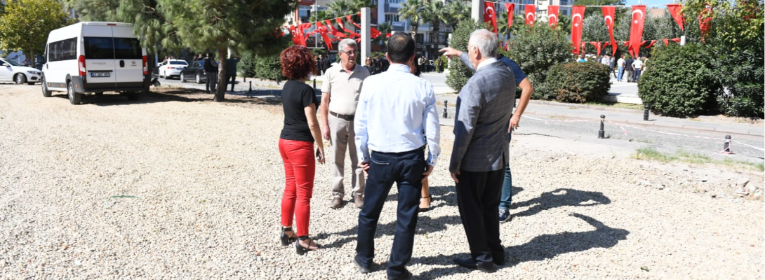 Başkan Gökhan Cumhuriyet Meydanı’nda İncelemelerde Bulundu