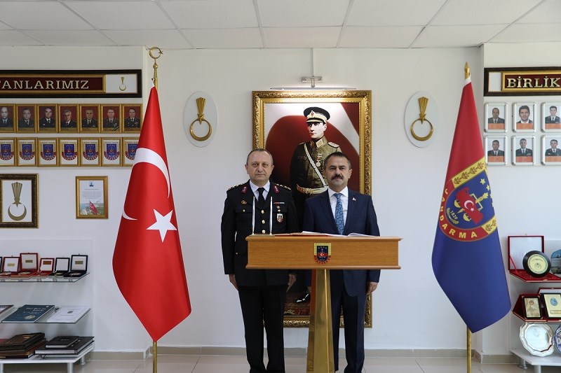 Vali Aktaş’tan İl Jandarma Komutanına ziyaret