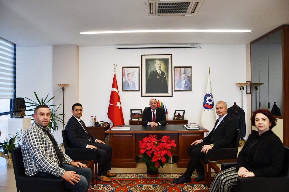 TÜRKİYE CUMHURİYETİ ZİRAAT BANKASI ANONİM ŞİRKETİ TROYA CADDESİ ÇANAKKALE ŞUBESİNDEN YÖNETİM KURULUNA HAYIRLI OLSUN ZİYARETİ