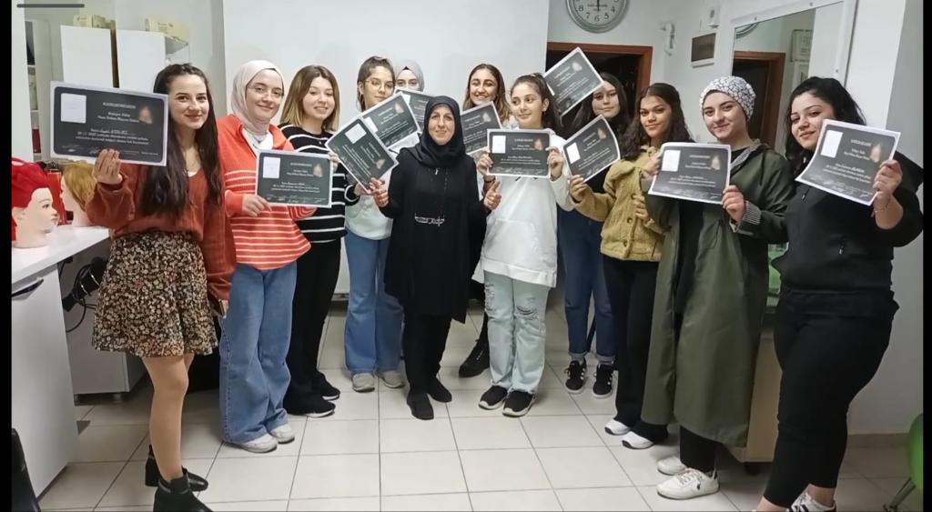 Saça dokun hayata dokun