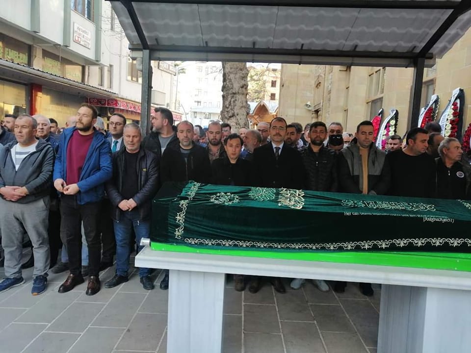 Ahmet Tekin son yolculuğuna uğurlandı