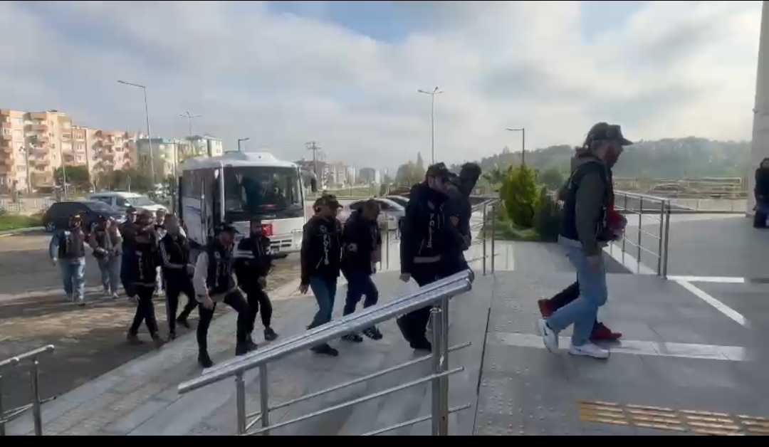 12 zehir taciri tutuklandı