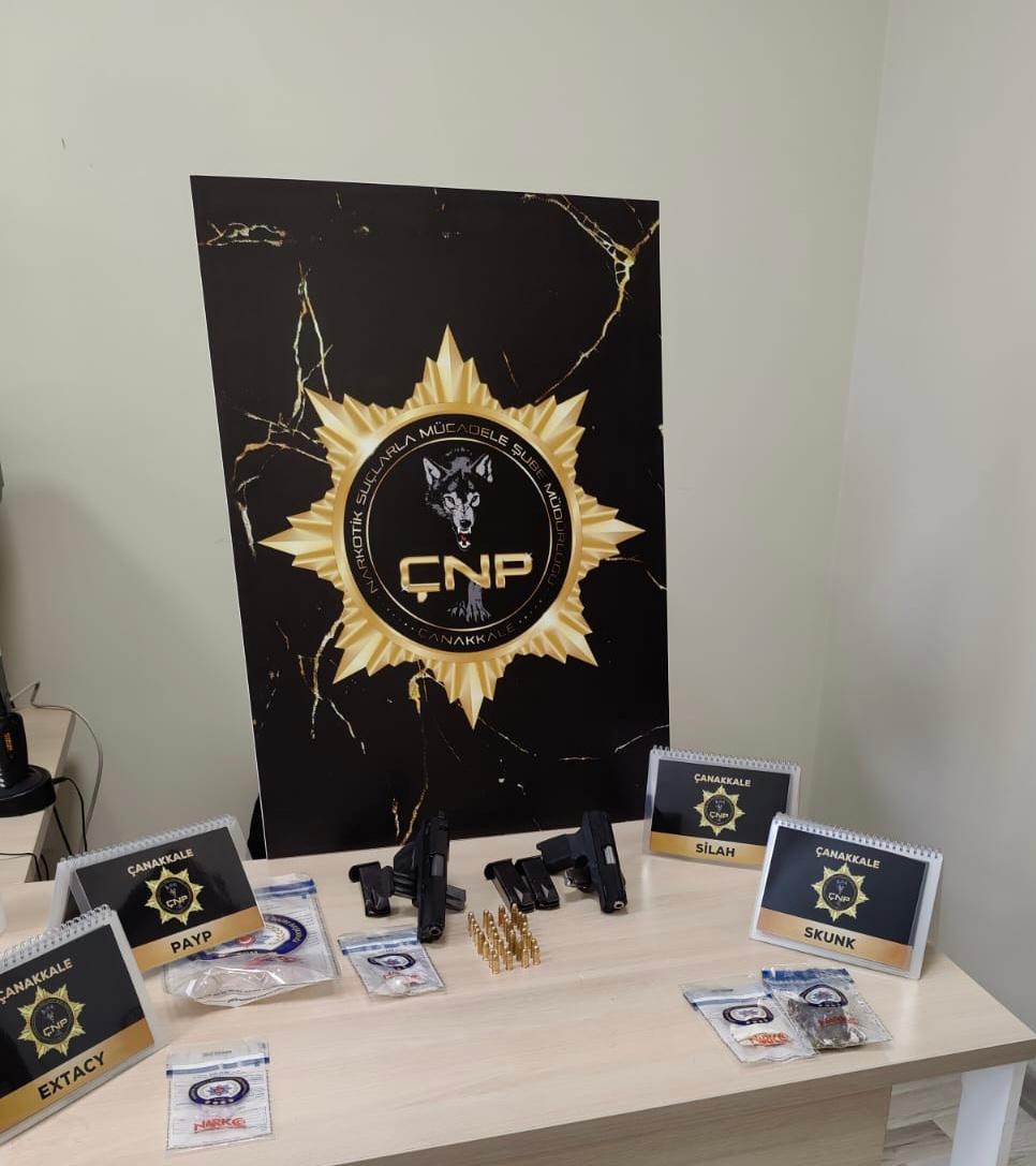 Çanakkale’de 12 zehir taciri tutuklandı