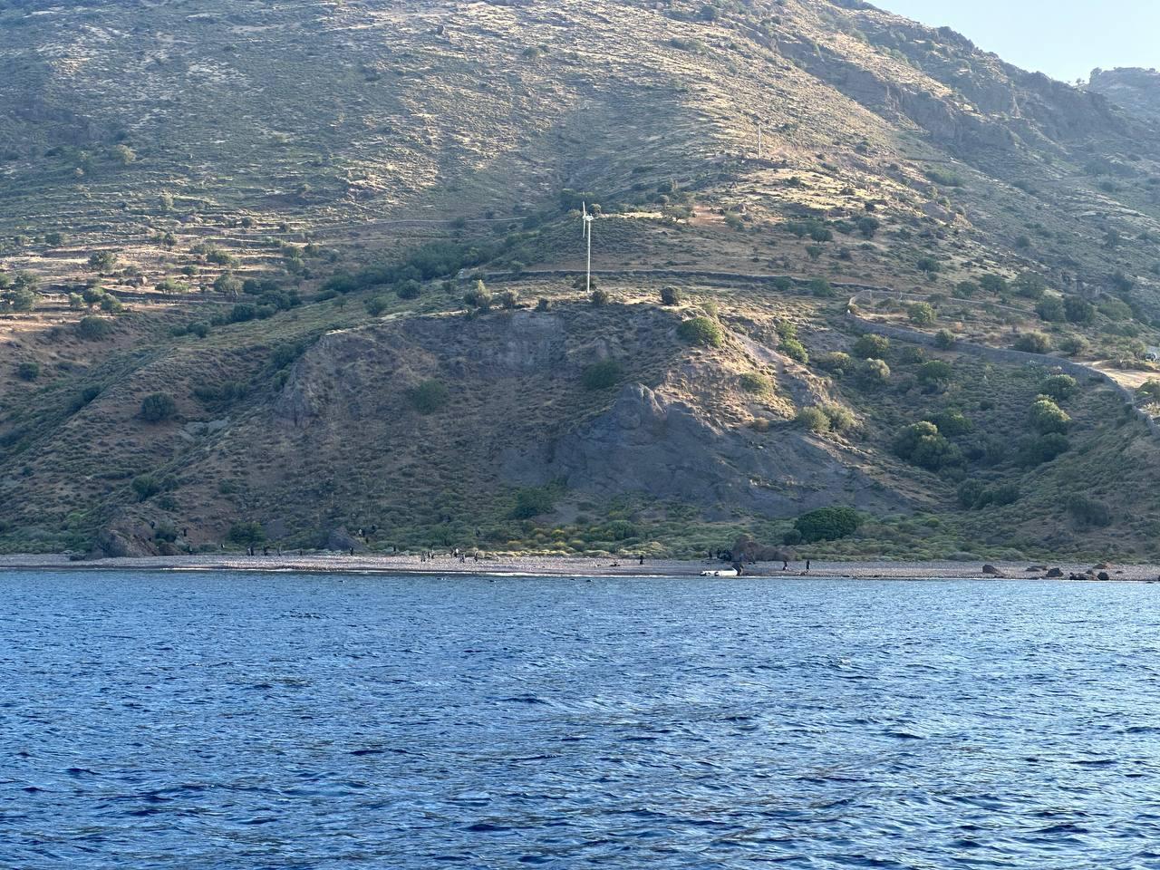 Yunanlıların ölüme terk ettiği göçmenleri Sahil Güvenlik kurtardı