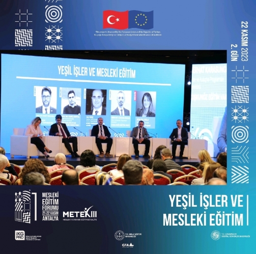 ÇOMÜ Rektörü Erenoğlu Mesleki Eğitim Forumuna Katıldı