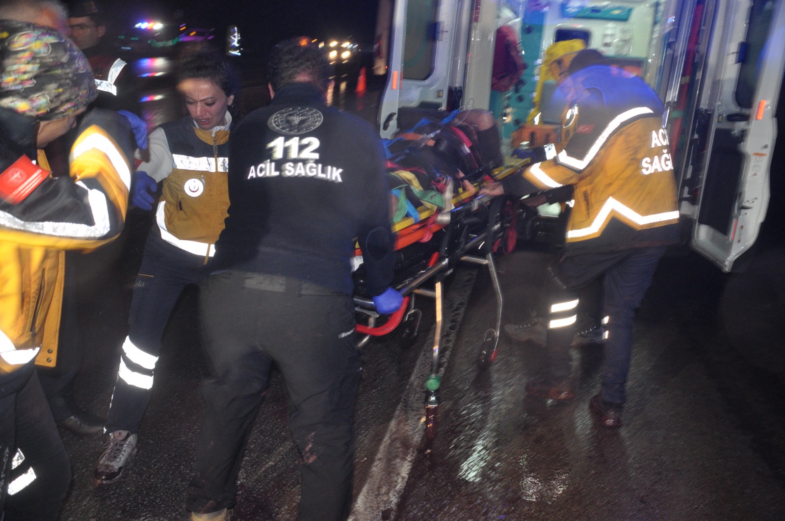 Otobüs kazası 13 yaralı