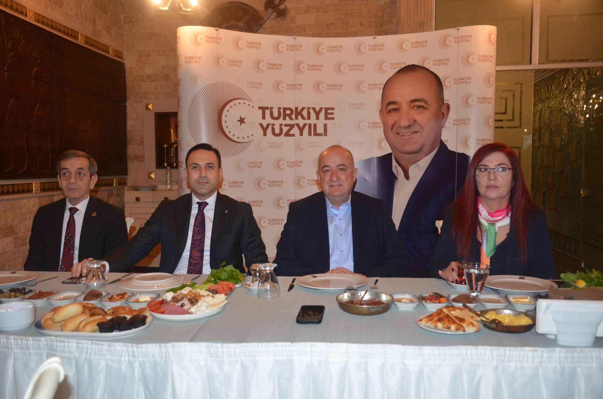 -Gazetecilik, Halide Ediplerin, Hasan Tahsinlerin mesleğidir, kutsaldır