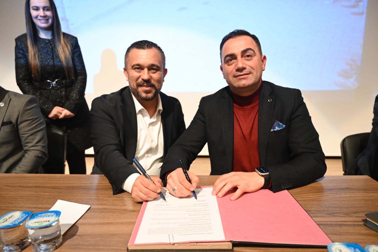 Biga Belediyesi En Düşük İşçi Maaşını 30.450 TL’ye Yükseltti