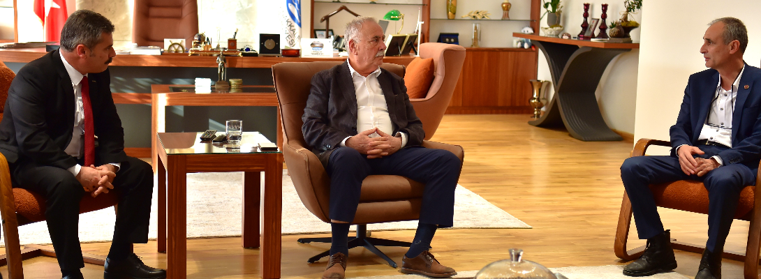 CHP Lapseki Yönetiminden Başkan Gökhan’a Ziyaret