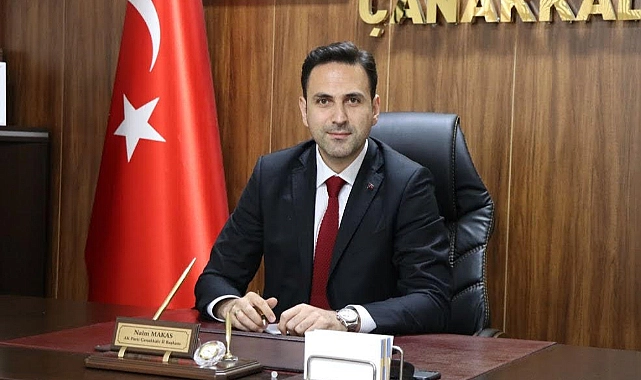 Hastalığı veya engeli nedeniyle yatağa bağımlı vatandaşların, sandık ayağına gidiyor.