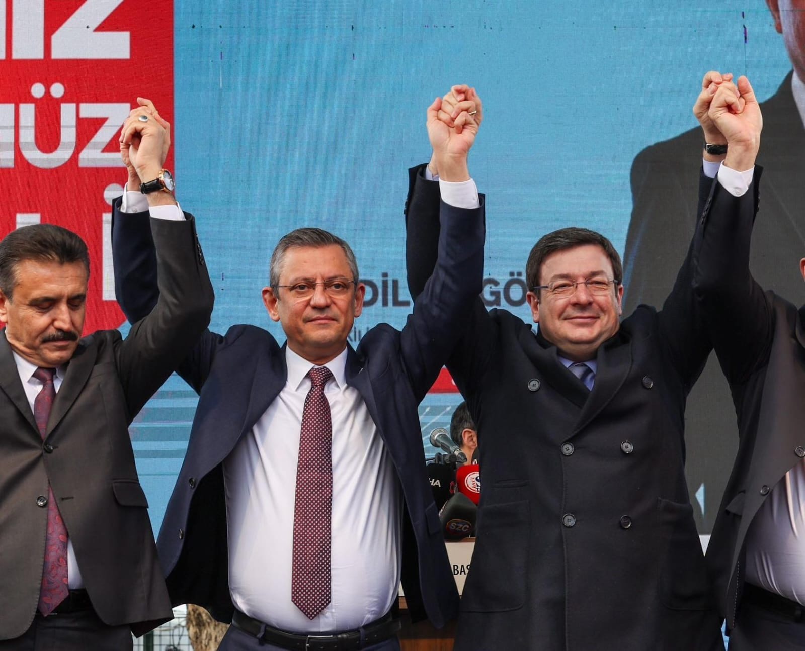 CHP’li Erkek, Genel Başkan Özgür Özel ile bir araya geldi