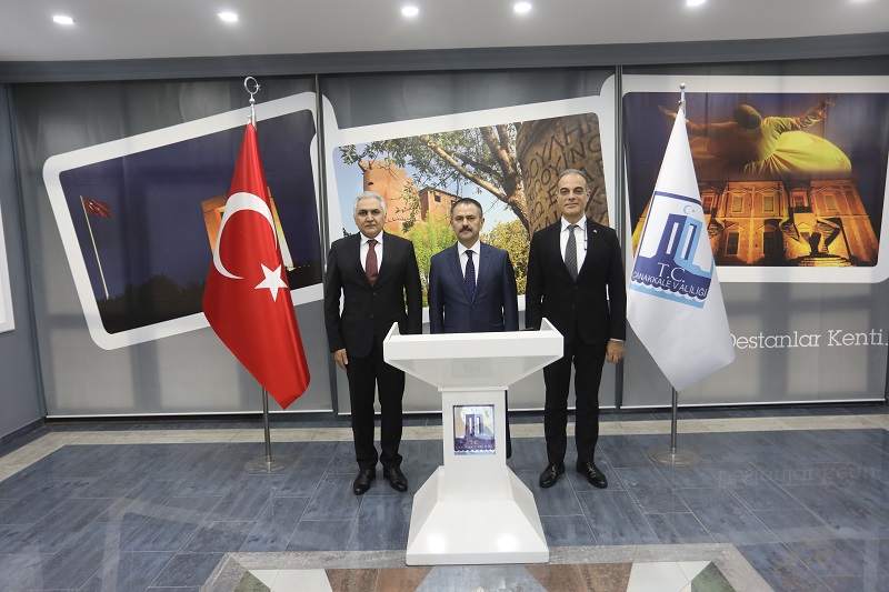 Emniyet Genel Müdür Yardımcısı Dr. Ömer URHAL, Vali İlhami AKTAŞ’ı Ziyaret Etti