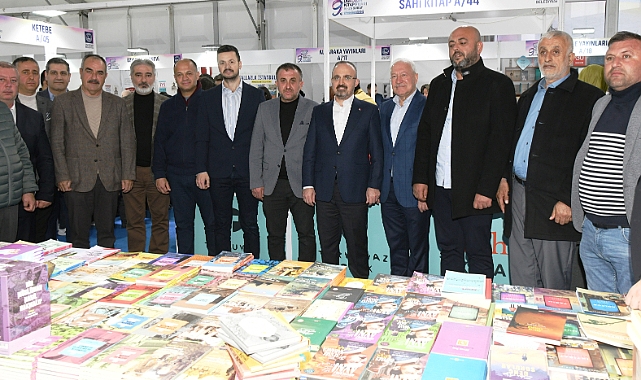 Her şey gelir geçer ama yazı kalır”