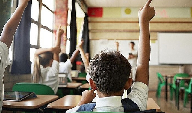 Eğitime bir gün ara!