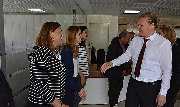 Personel ile tanıştı