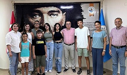 Başkan Arslan öğrencileri tebrik etti