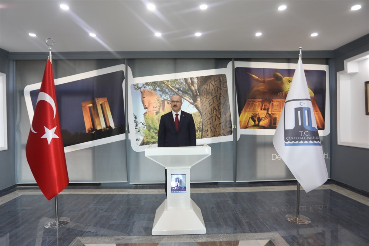 Çanakkale Valisi Doç. Dr. Ömer TORAMAN Görevine Başladı