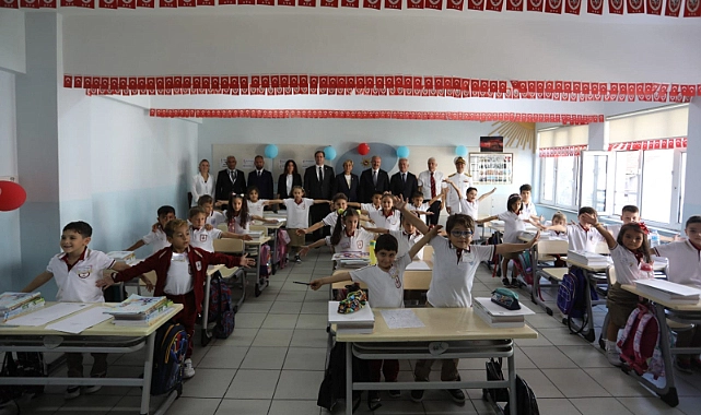 Öğrenciler ders başı yaptı