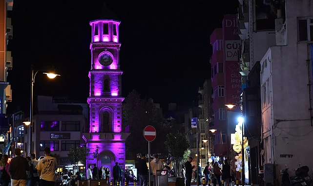 Farkındalık için ışıklandırıldı