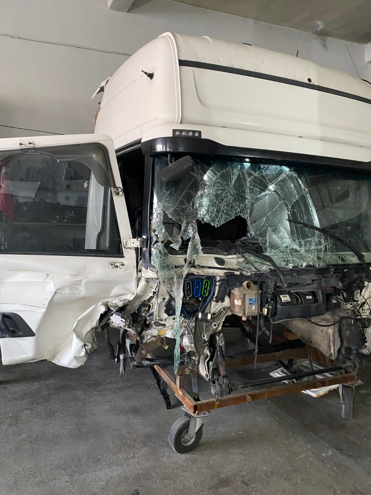 Kaza yapan çekici TIR’ı çalıp, Konya’da yakalanan 5 şüpheli serbest kaldı