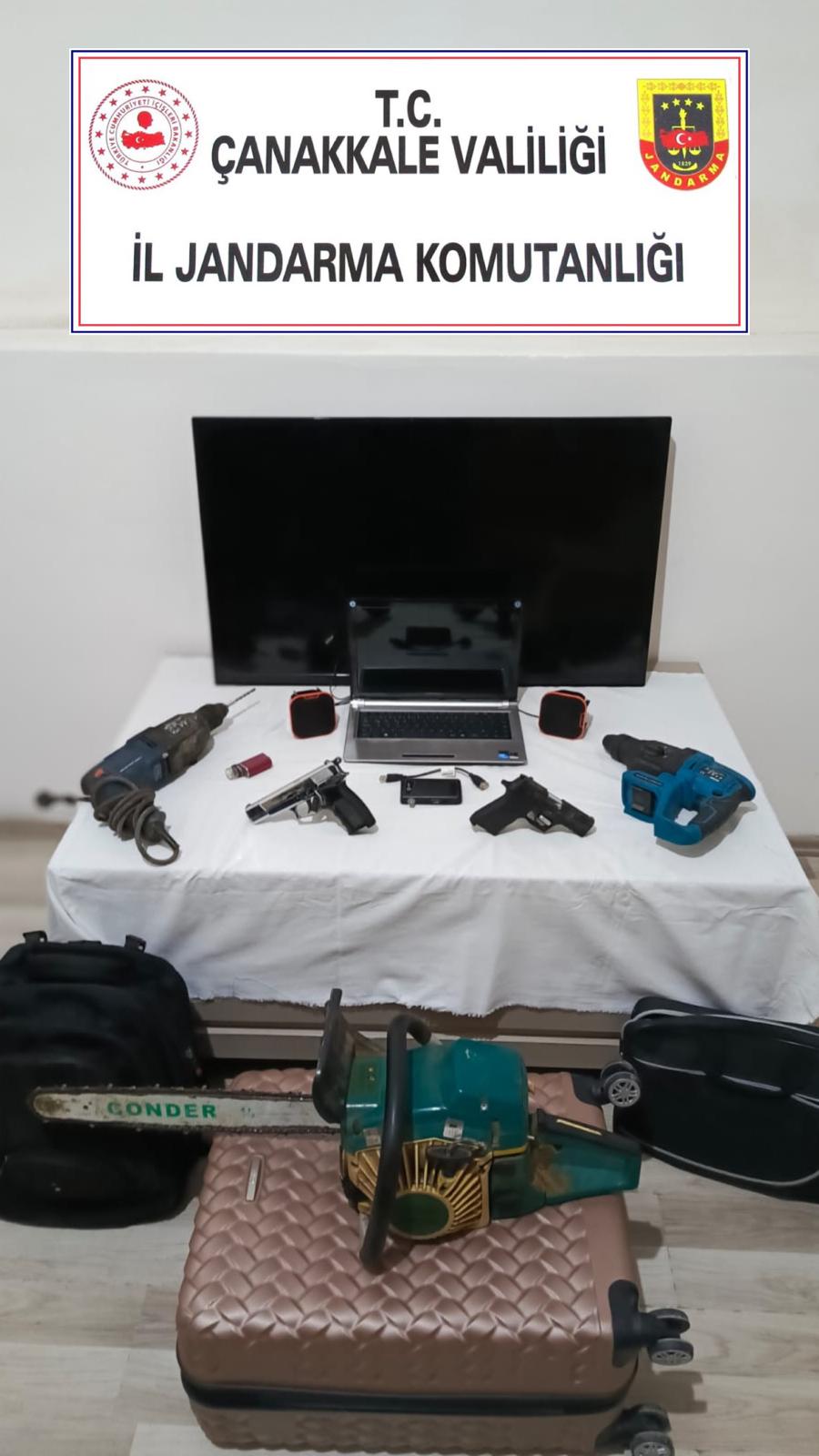 Evden hırsızlık olayına karışan 2 şüpheli yakalandı