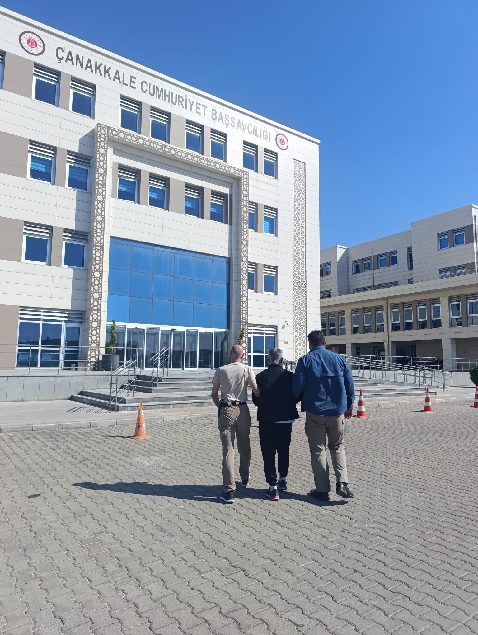 Biga’da aranması ve 6 yıl kesilmiş cezası olan firari tutuklandı