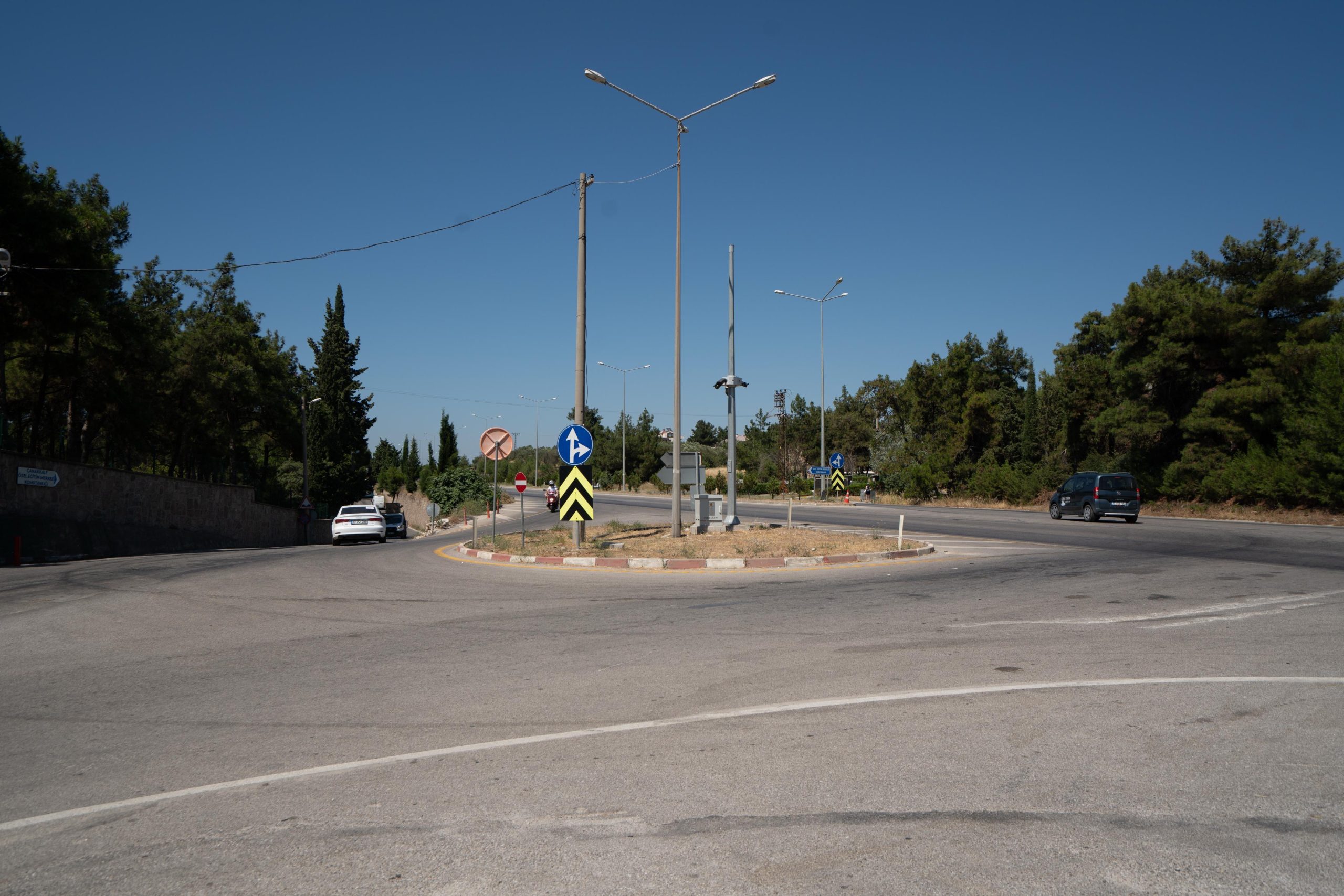 Çanakkale Belediyesi ödenek yok diyerek Güzelyalı kavşağındaki kazalara göz yumdu
