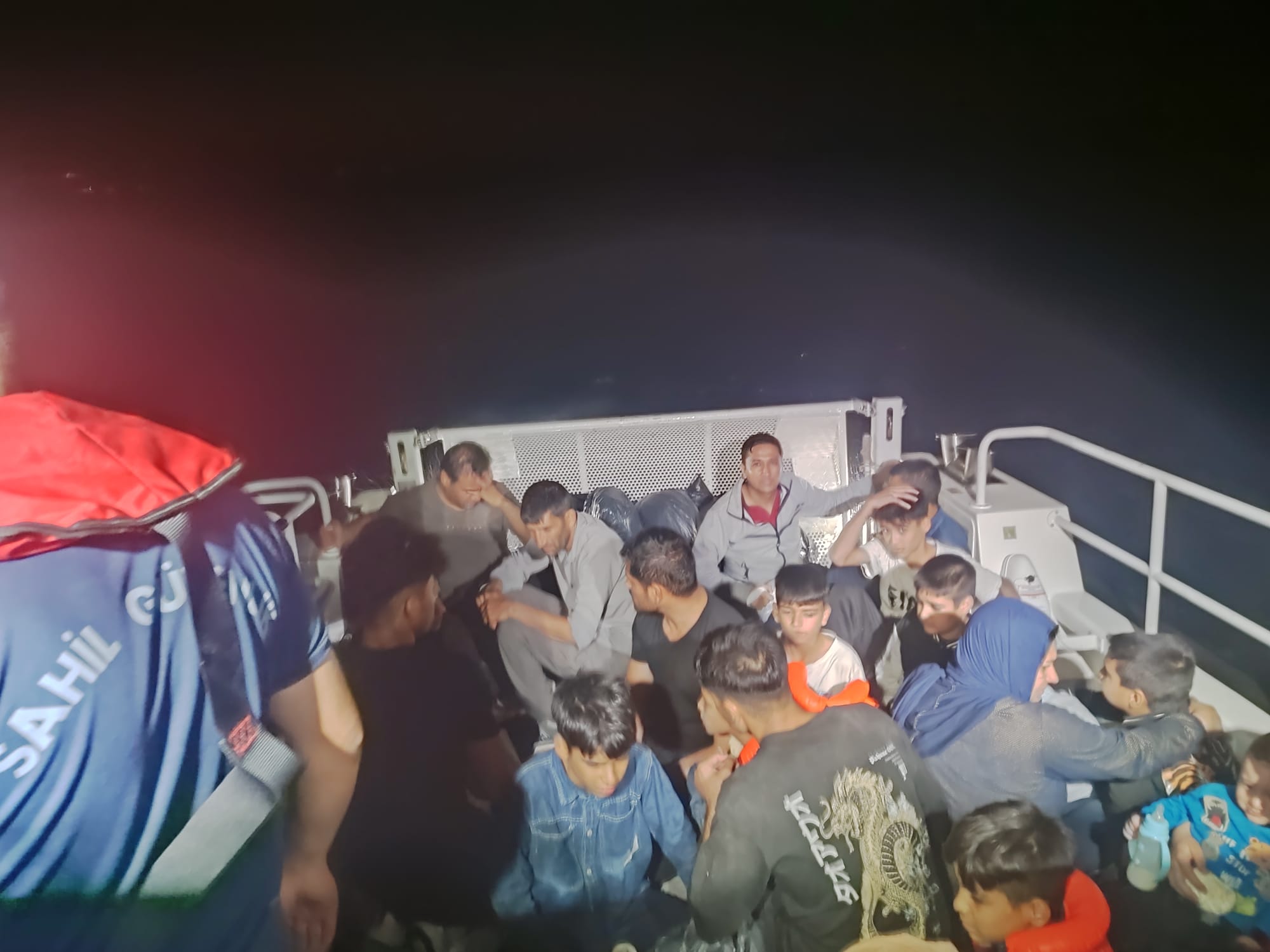 Çanakkale’de 32 düzensiz göçmen yakalandı