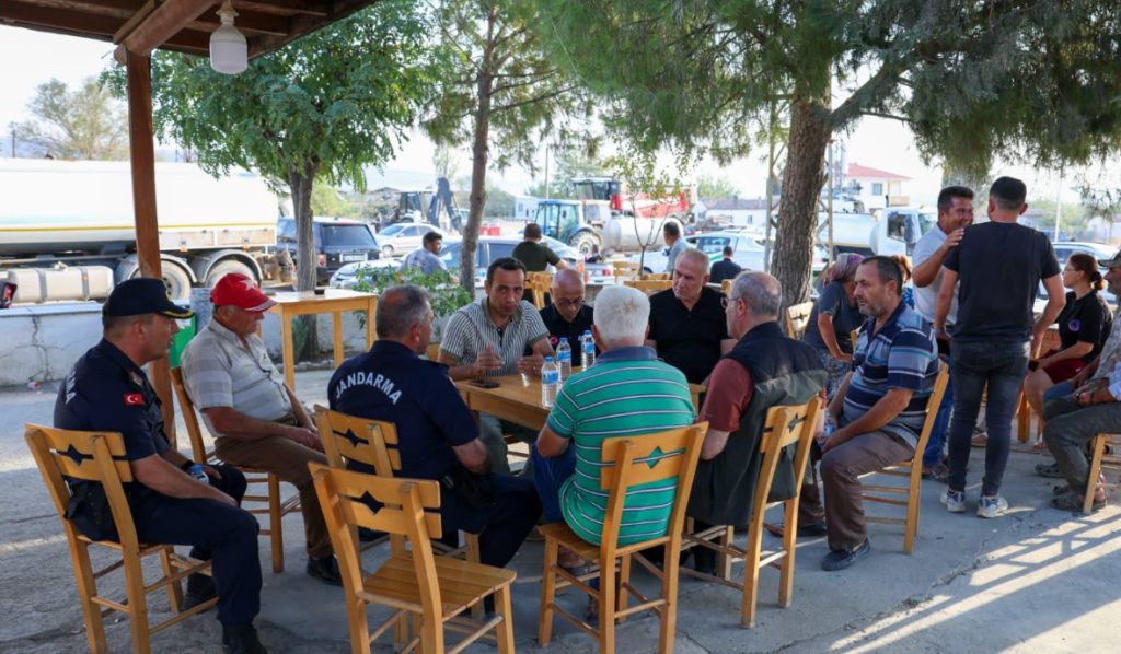 Vali Toraman, boşaltılan köylere geri dönen vatandaşları ziyaret etti