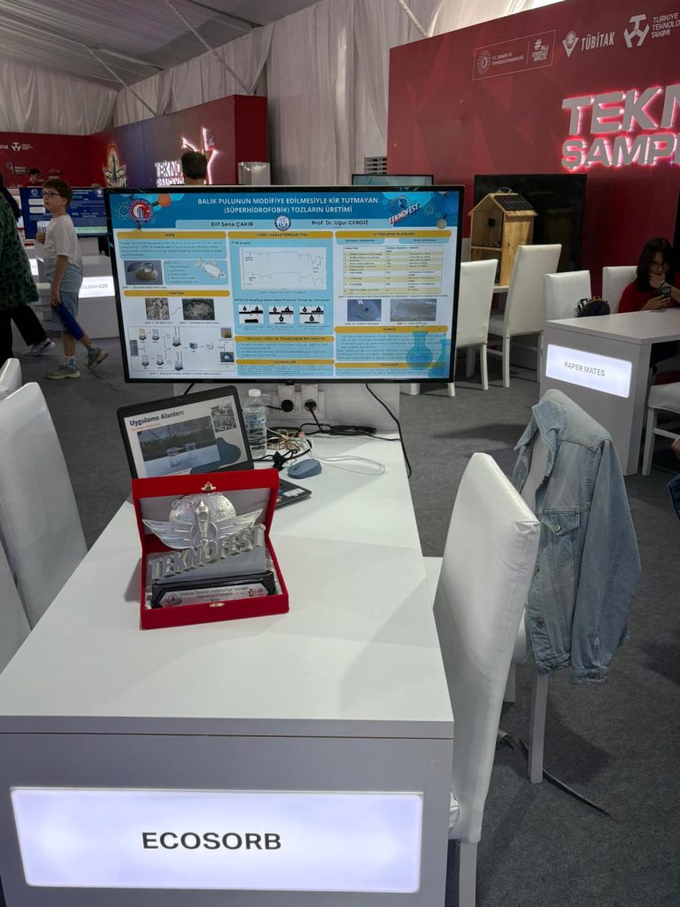 ÇOMÜ’lü öğrenciler TÜBİTAK 2242 Yarışmasında Enerji ve Çevre Kategorisi’nde 2’nci oldu