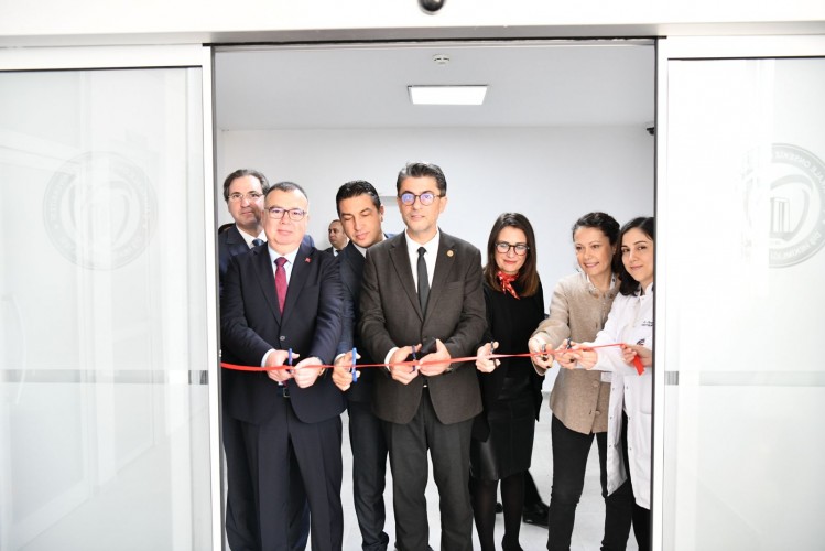 Diş Hekimliği Fakültesinde Yeni Kliniklerin, AR-GE Laboratuvarının ve Peyzaj Alanının Açılışı Yapıldı