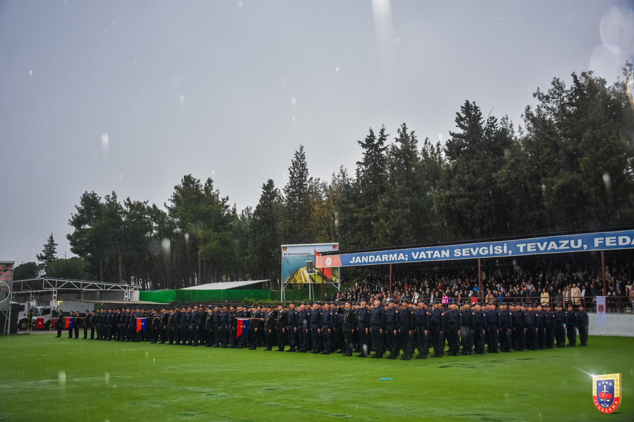 Çakı gibi Asker oldular