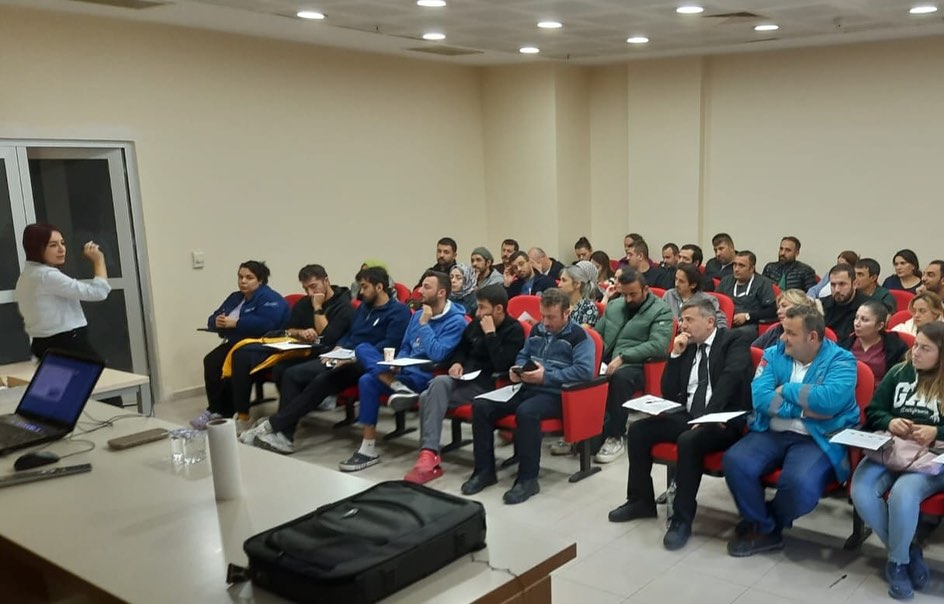 İş güvenliği eğitimi verildi