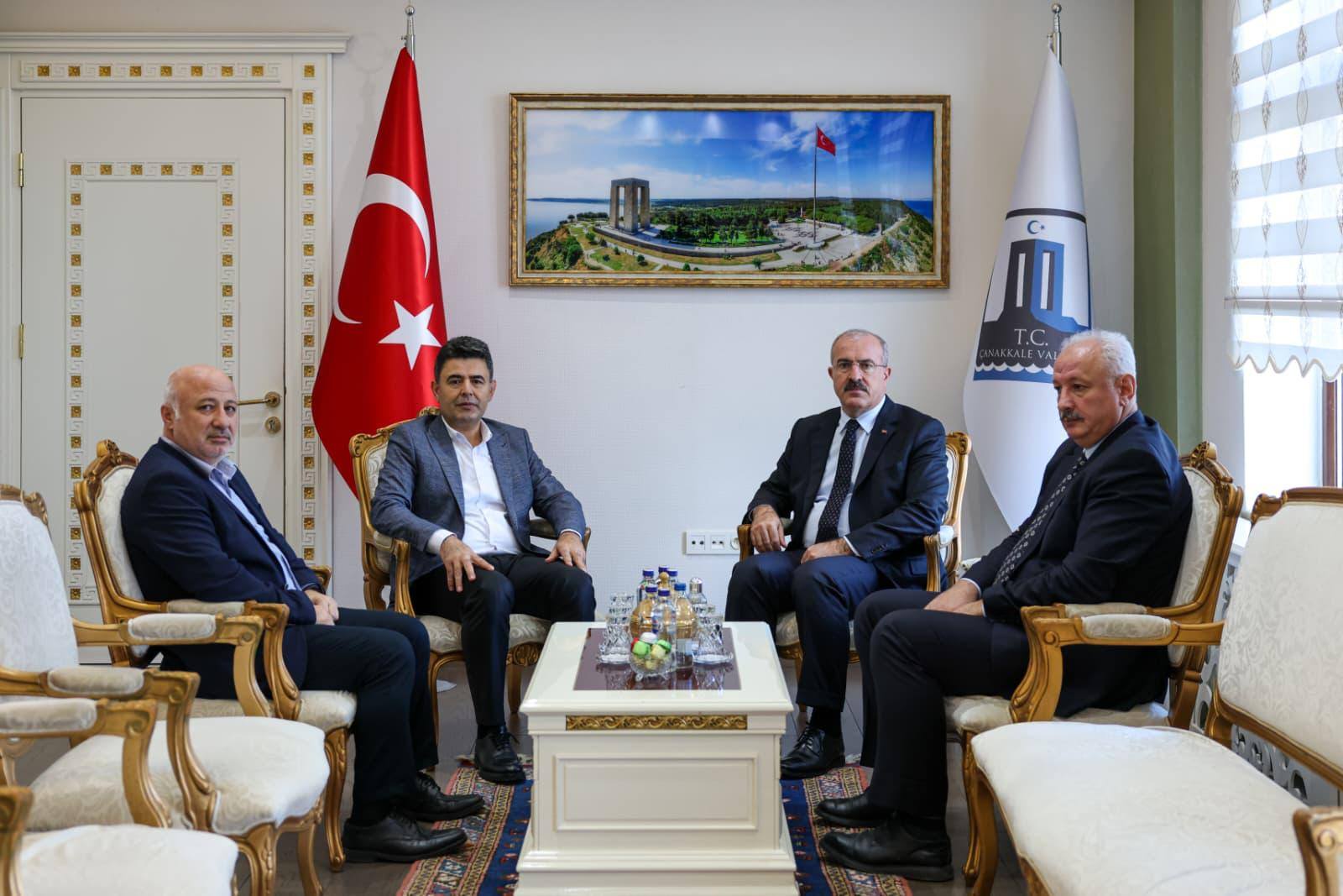 Ulaştırma ve Altyapı Bakan Yardımcısı Osman BOYRAZ, Çanakkale Valisi Doç. Dr. Ömer TORAMAN’ı ziyaret etti.