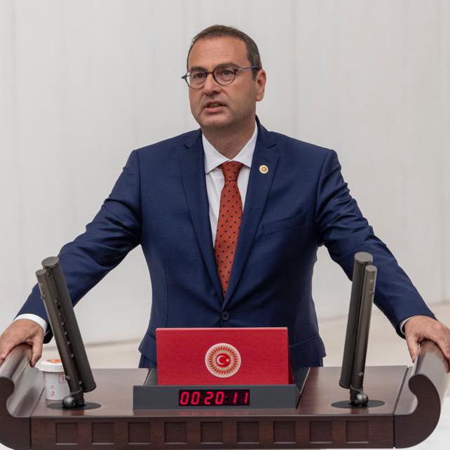 İYİ Partili Uz’dan Lapseki Belediyesi’ne destek mesajı