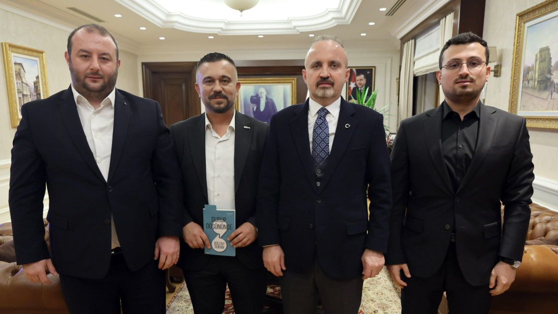 Mehmet Yeşilyurt’u makamında kabul etti.