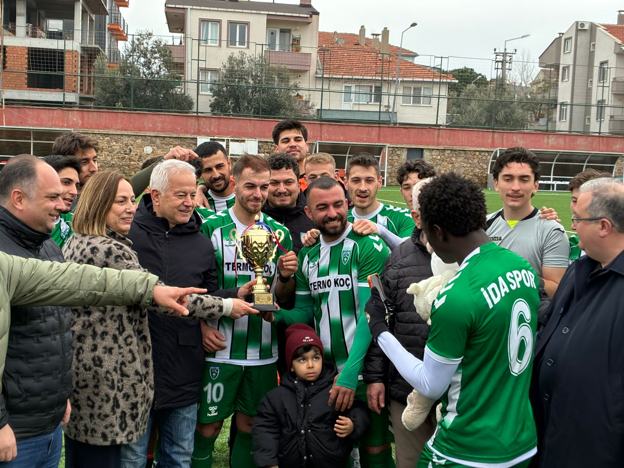 Kepez İda Spor namağlup olarak Süper Amatör Lige yükseldi.