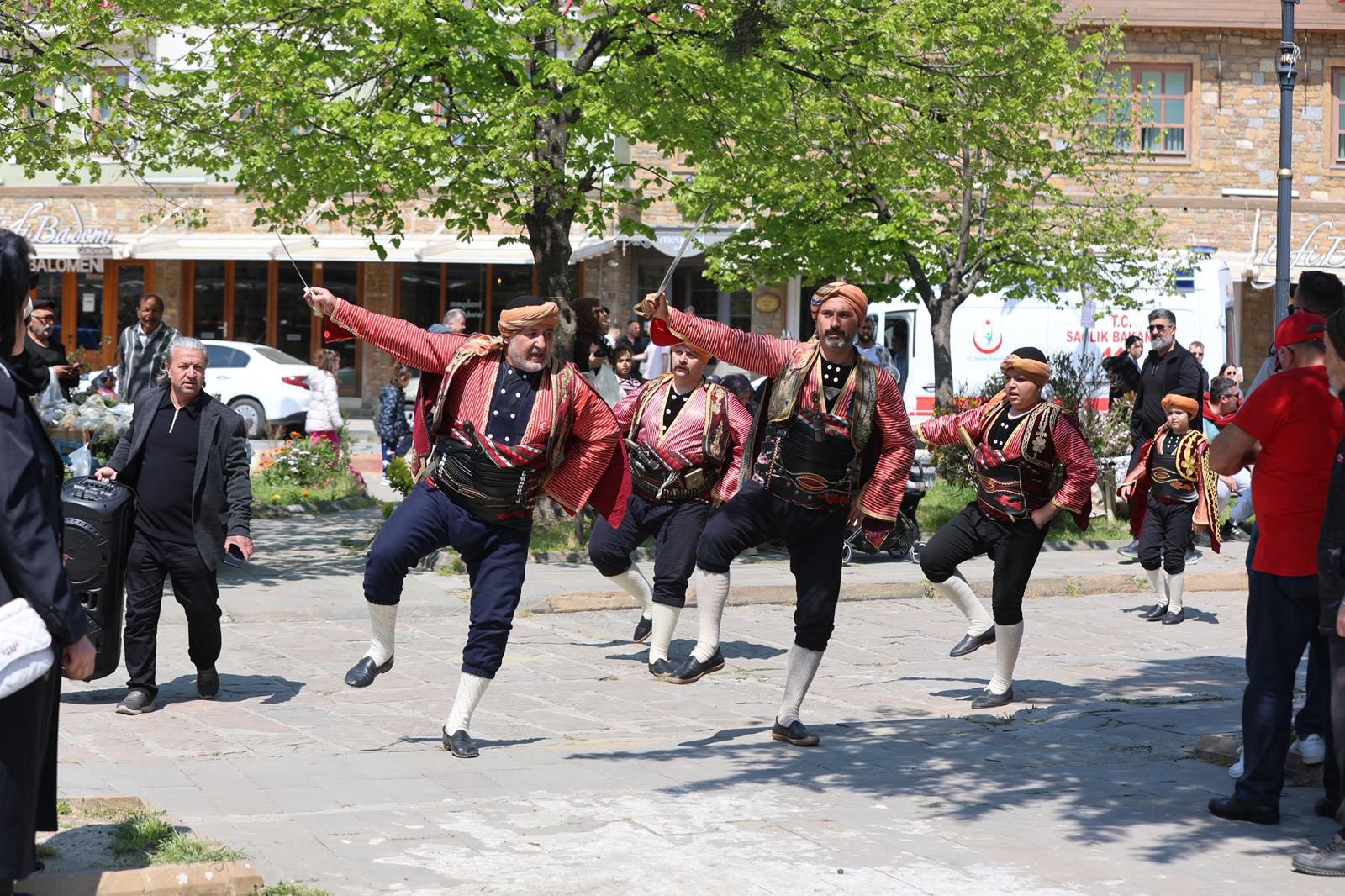 Gökçeada’da 23 Nisan Coşkusu: Ankara Kulübü Seymenlerinden Unutulmaz Gösteri