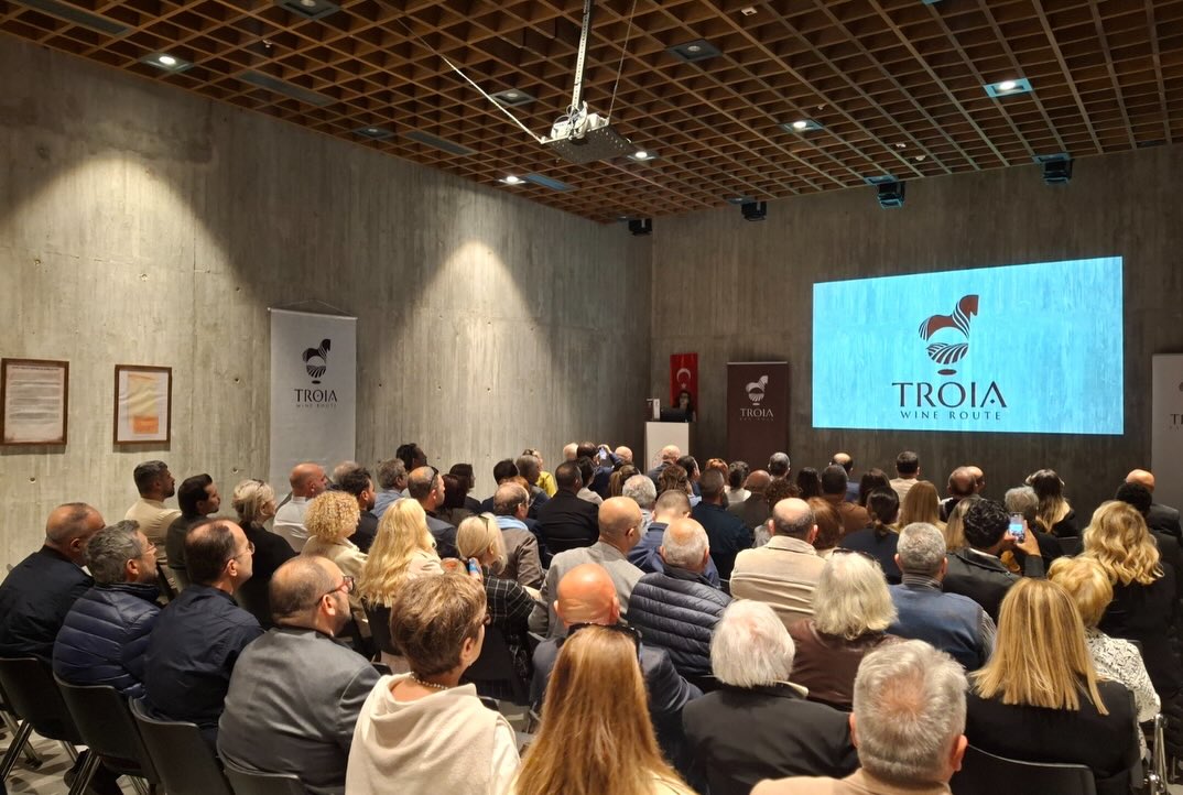 “Troia Bağ Yolu Projesi” hayata geçirildi