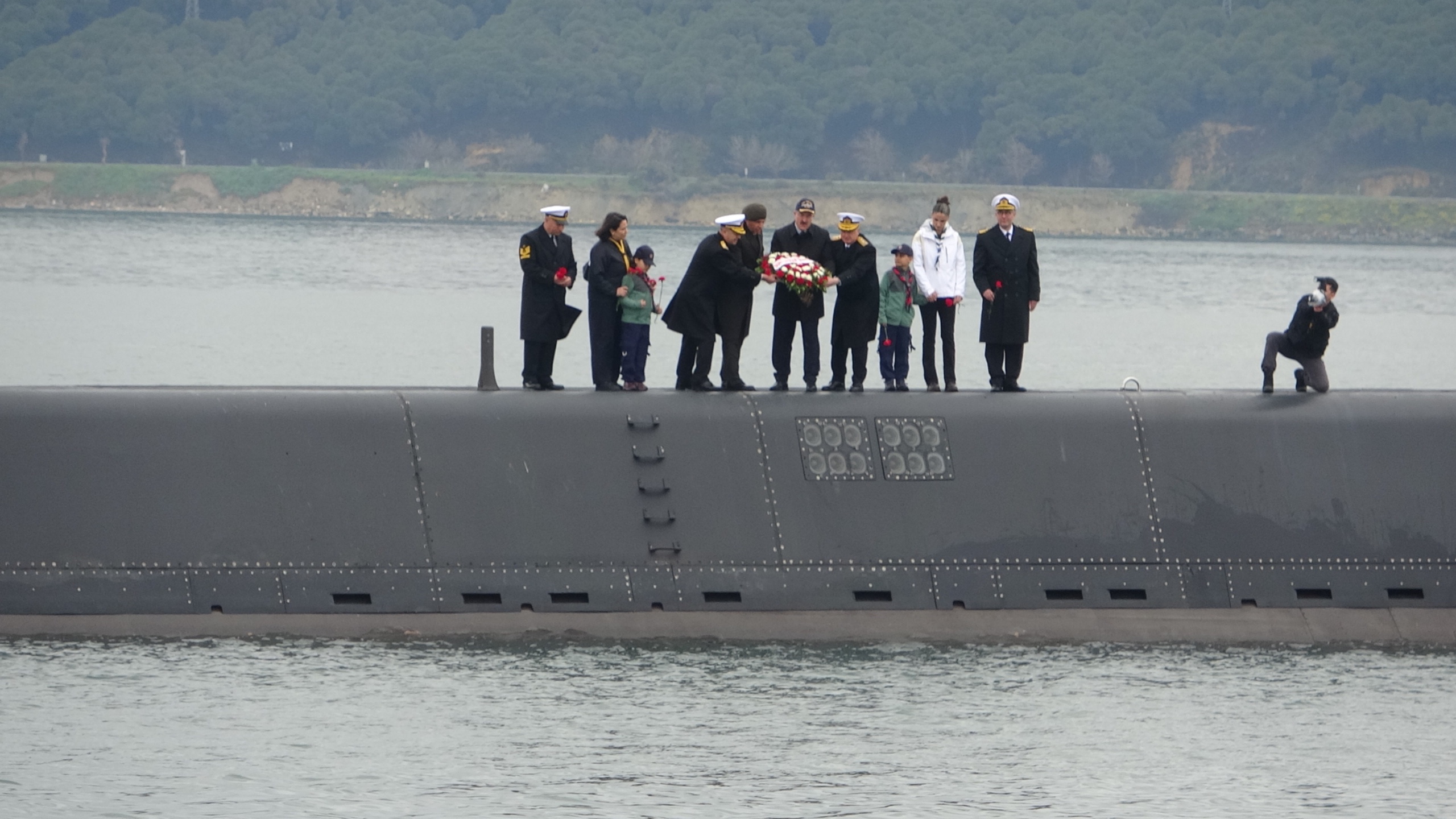 ’TCG Dumlupınar’ denizaltısı şehitleri anıldı