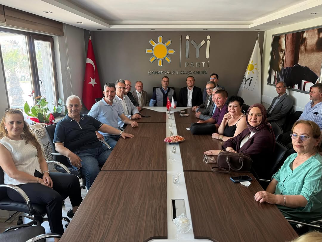 İYİ Parti’de bayramlaşma