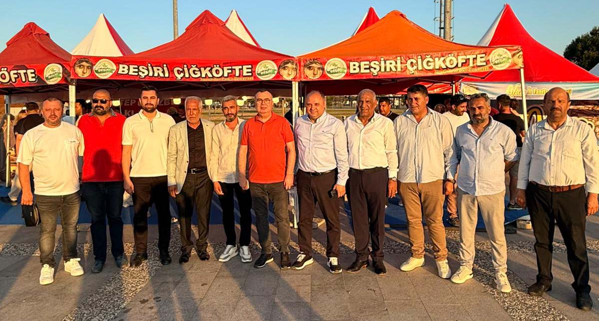 VAN’IN KÜLTÜREL ZENGİNLİĞİ ÇANAKKALE’DE GÖNÜLLERİ BULUŞTURDU