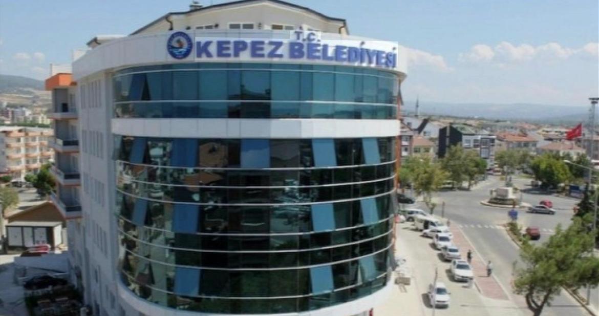 AK Parti Belde Başkanı Ömer Candan Belediyeye Soru Yağdırdı